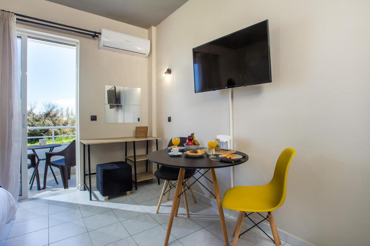 Dorothea Apartments - Self-Catering Accommodation Koskinou  Exterior photo